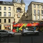 منزل للإقامة Beau Meuble Centre Historique