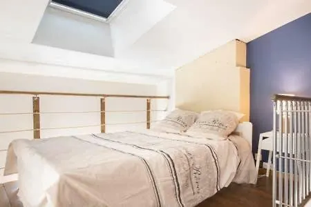 Beau Meuble Centre Historique 홈스테이