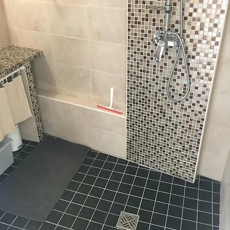 Beau Meublé Centre Historique Habitación en casa particular Burdeos