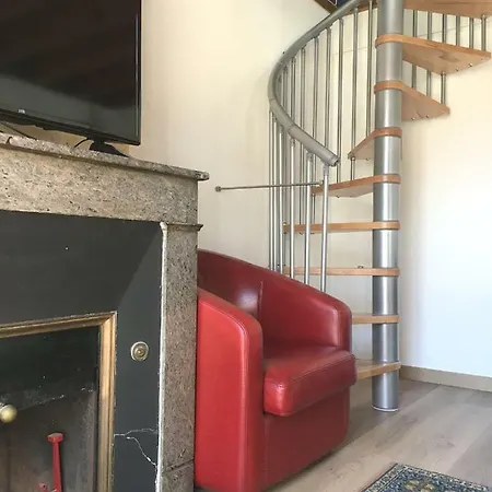 Habitación en casa particular Beau Meublé Centre Historique *