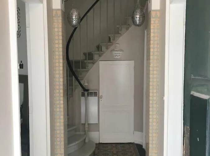 Beau Meuble Centre Historique Homestay szállás *